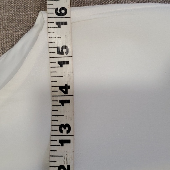 Alice+Olivia  silk cami crop top size s/p - Picture 9 of 12